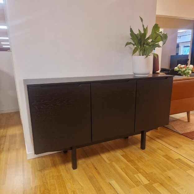 Bild på SM304 skänk (butiks ex)