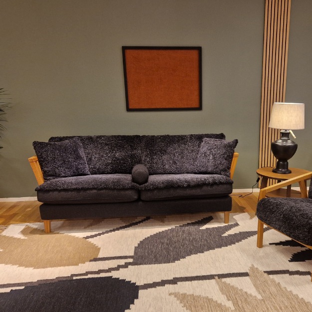 Bild på Särö 3-sits soffa i fårskinn (butiks ex)