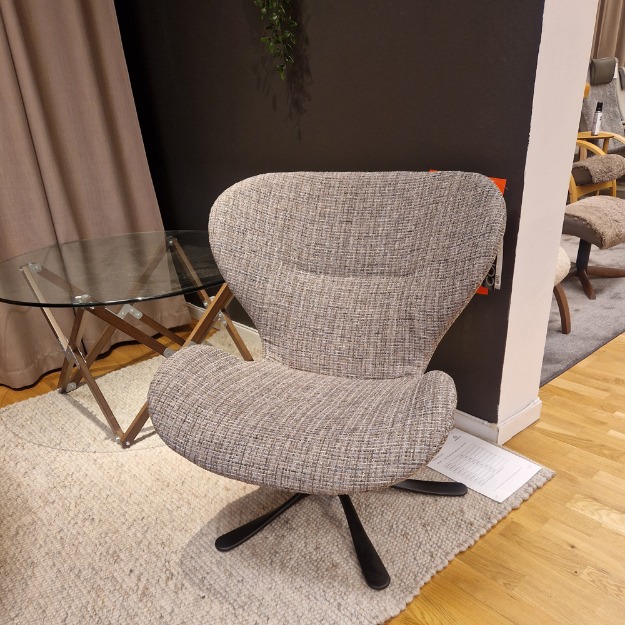 Bild på Daisy snurrfåtölj från Conform (butiks ex)