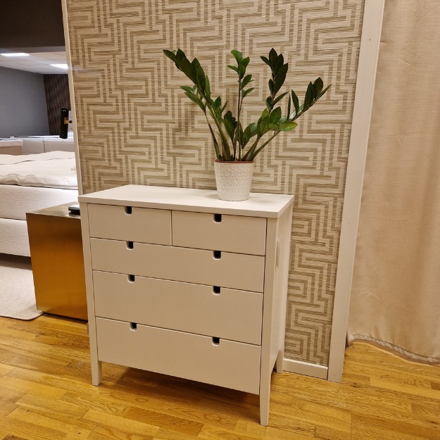 Bild på Klinte byrå från Torkelson (butiks ex)