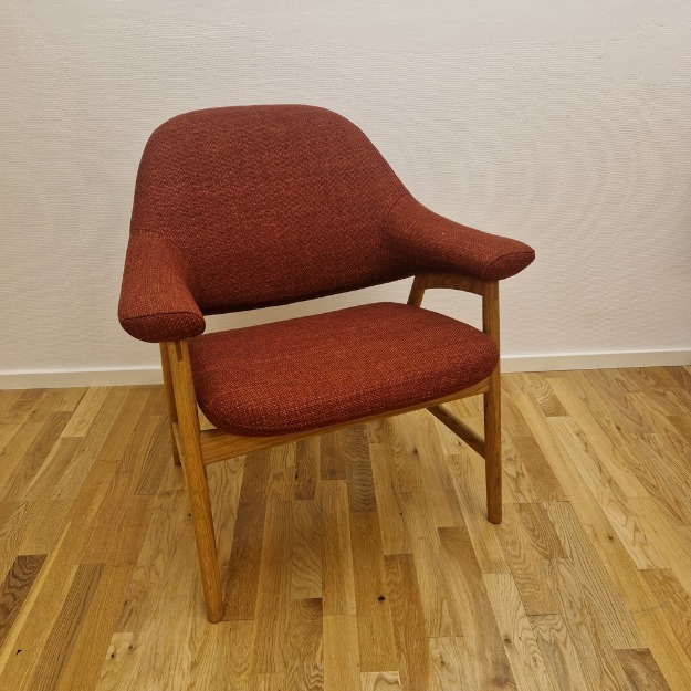 Bild på Bris fåtölj från Brunstad (butiks ex)